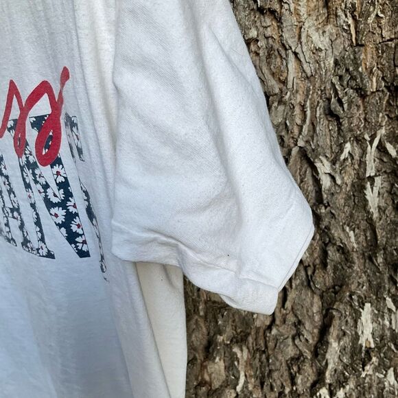 Authentic 90s Guess Jeans Single Stitch Spell Out Logo Tee Shirt Size Medium - Picture 8 of 8